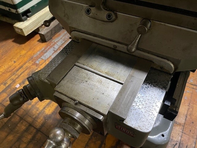 BRIDGEPORT Model J Vertical Ram Type Milling Machine BRIDGEPORT Model J Vertical Ram Type Milling Machine