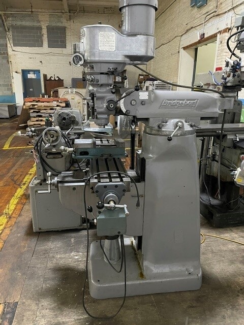 BRIDGEPORT Series I 2 HP Ram Type Variable Speed Vertical Milling Machine BRIDGEPORT Series I 2 HP Ram Type Variable Speed Vertical Milling Machine